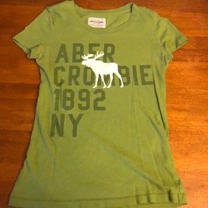 Abercrombie green t-shirt